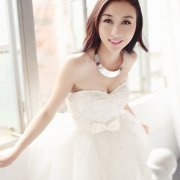 柔情似水的纯情女孩