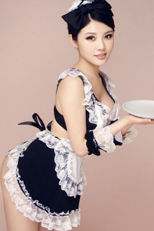 徐冬冬制服诱惑秀酥胸